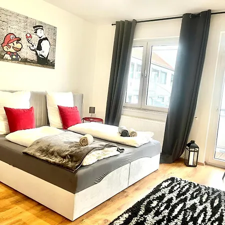 Banksy - Art & Fun Mit 2 Balkonen - 6 Betten