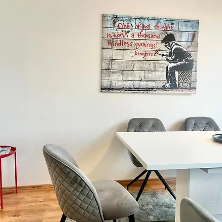 Banksy - Art & Fun Mit 2 Balkonen - 6 Betten Appartement Hanovre