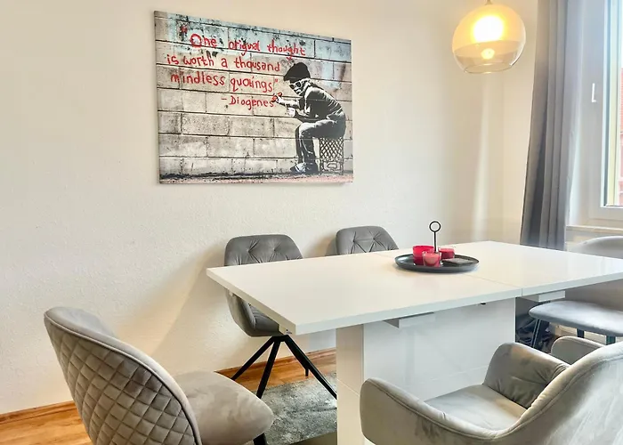 Banksy - Art & Fun Mit 2 Balkonen - 6 Betten * Hannover