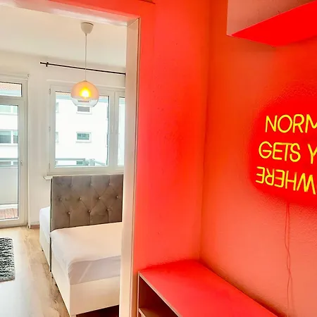 Apartment Banksy - Art&fun Mit 2 Balkonen - 6 Betten Hannover
