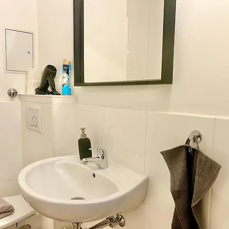 Apartment Banksy - Art&fun Mit 2 Balkonen - 6 Betten *